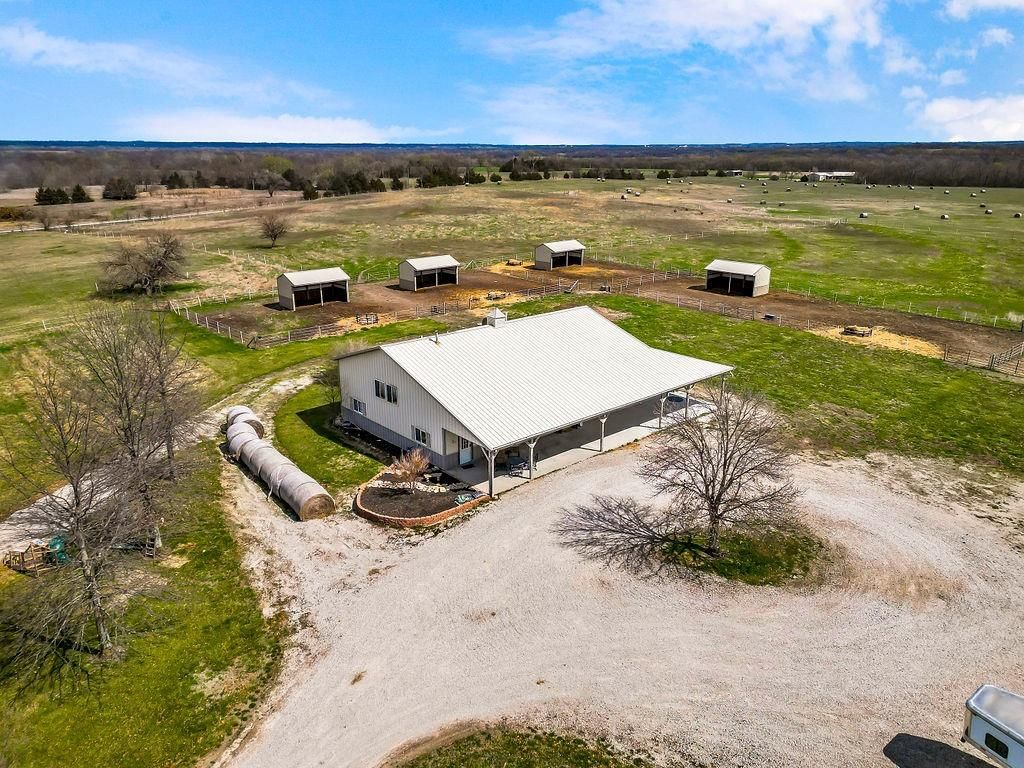 37595 Hedge Lane — photo 36