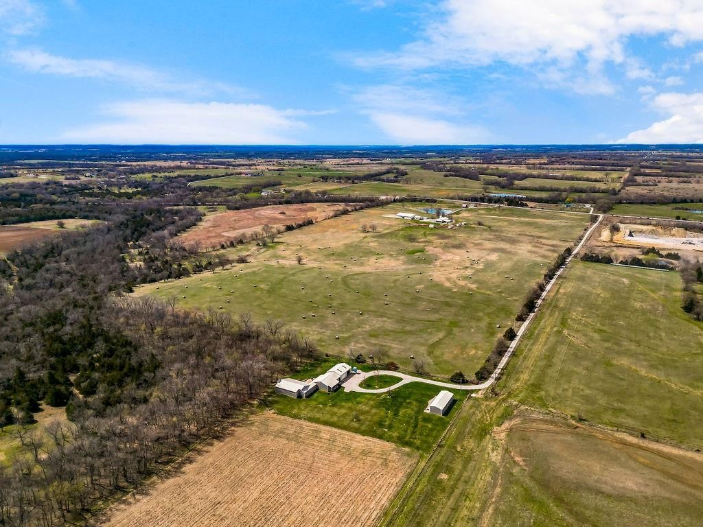 37595 Hedge Lane — photo 43