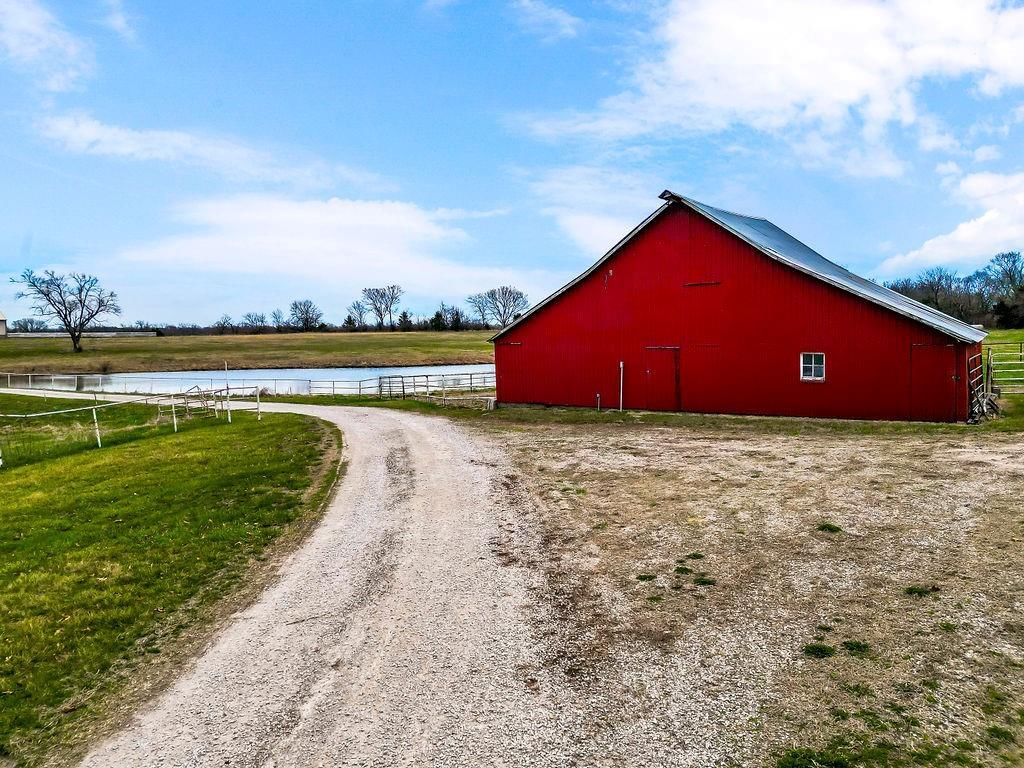 37595 Hedge Lane — photo 47