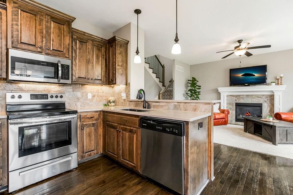 913 SE Auburn Court — photo 11
