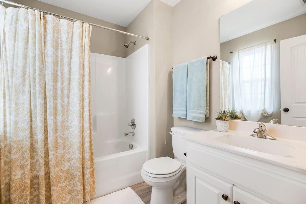 913 SE Auburn Court — photo 23