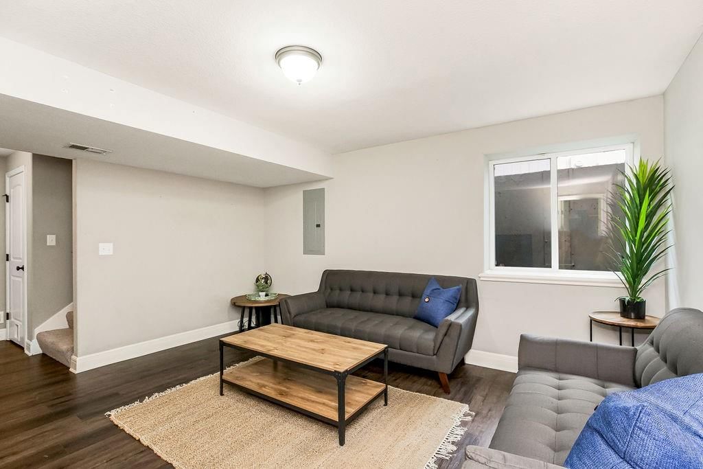 913 SE Auburn Court — photo 27
