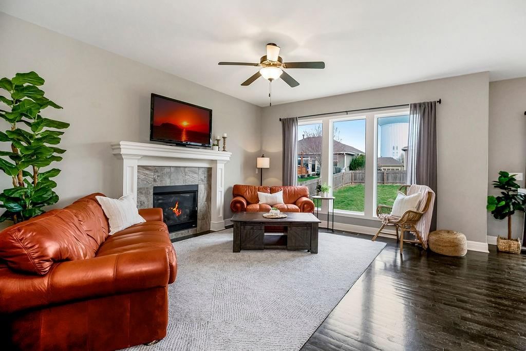 913 SE Auburn Court — photo 4