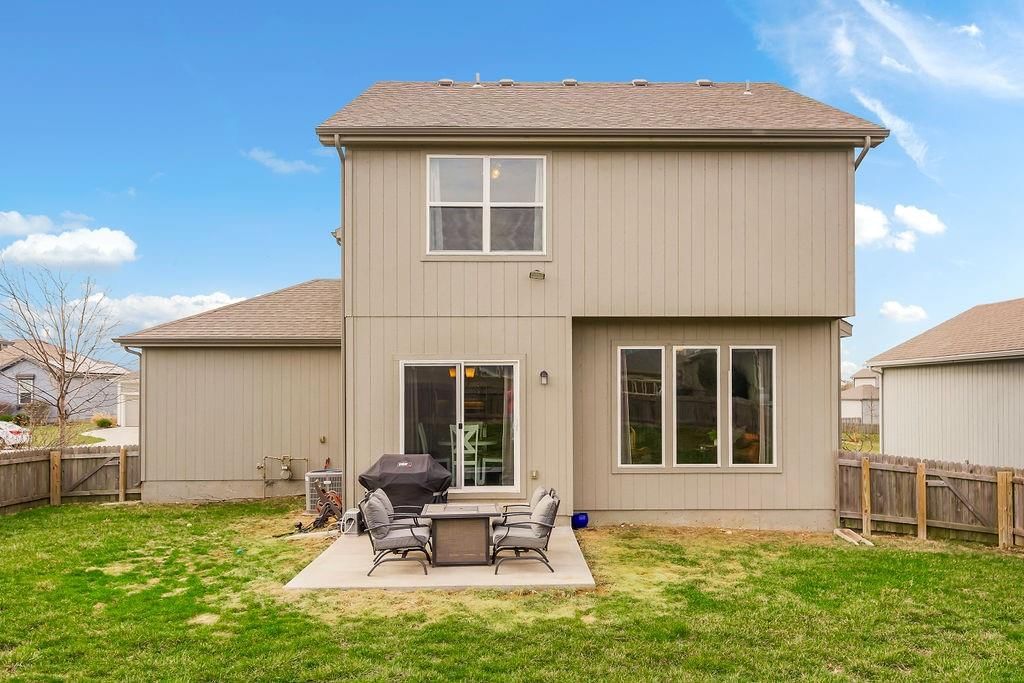913 SE Auburn Court — photo 32