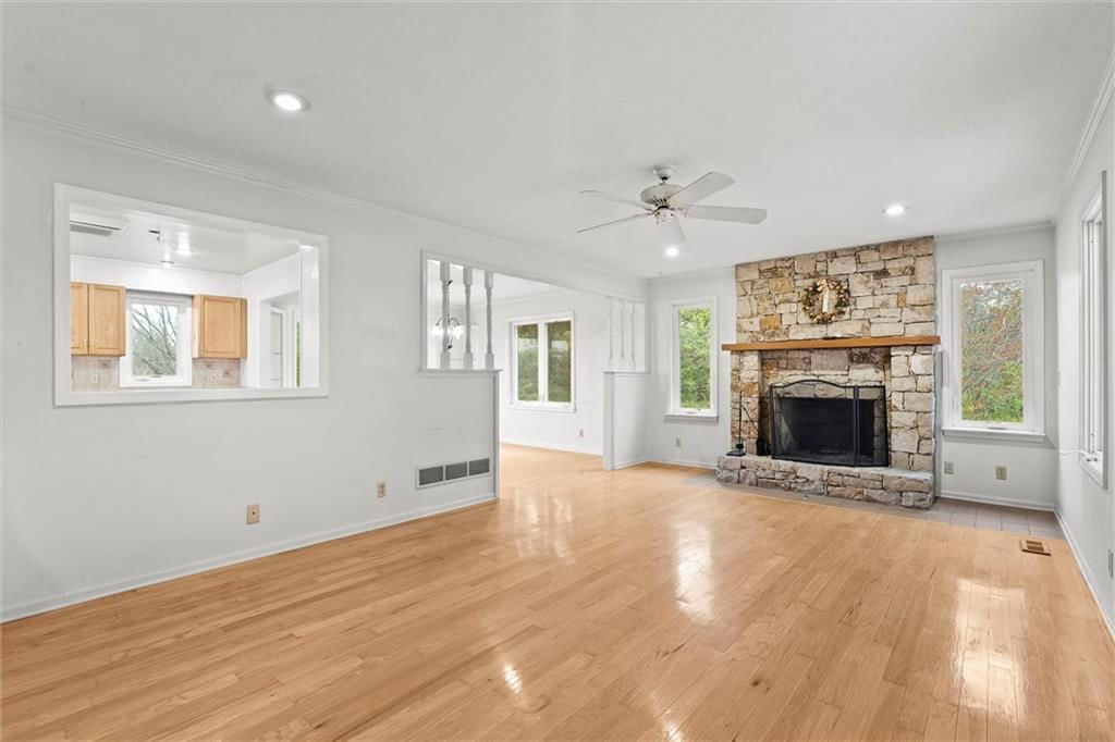 10225 Kill Creek Road — photo 5