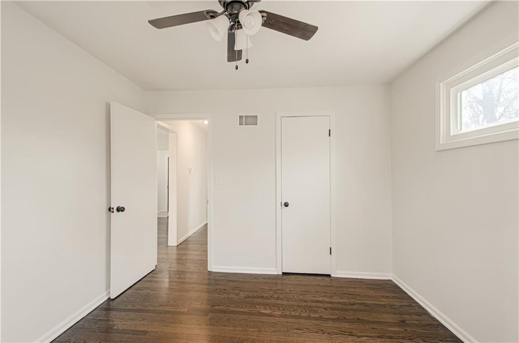 8228 Summit Street — photo 11