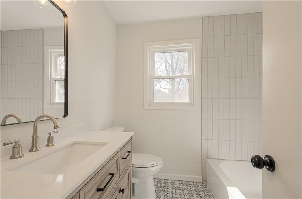 8228 Summit Street — photo 12