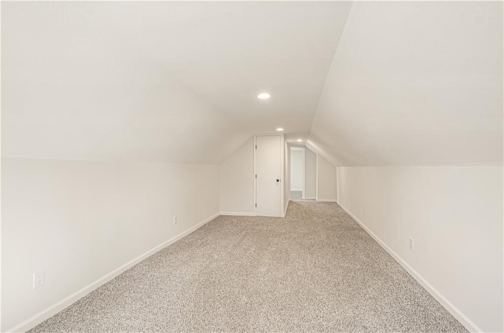 8228 Summit Street — photo 19