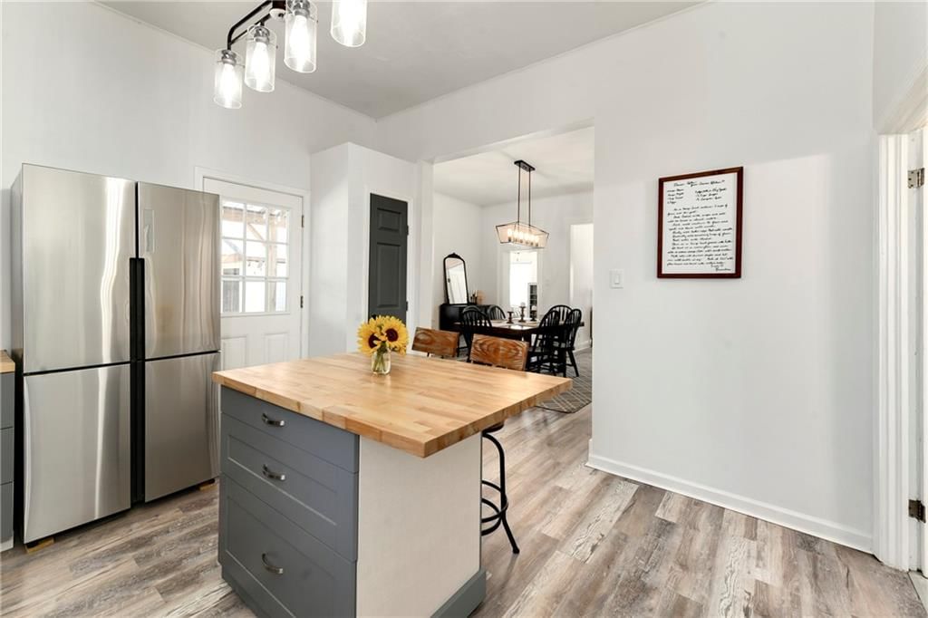 938 Sherman Avenue — photo 16