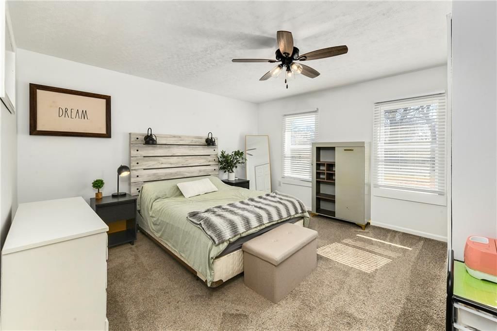 938 Sherman Avenue — photo 23