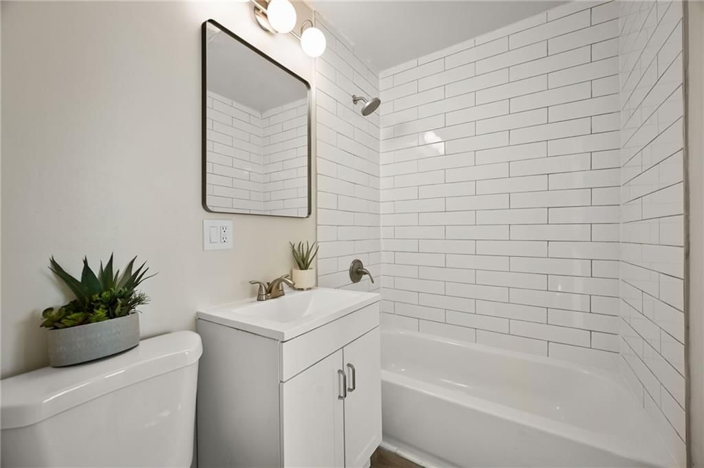 105 W 78 Terrace — photo 15