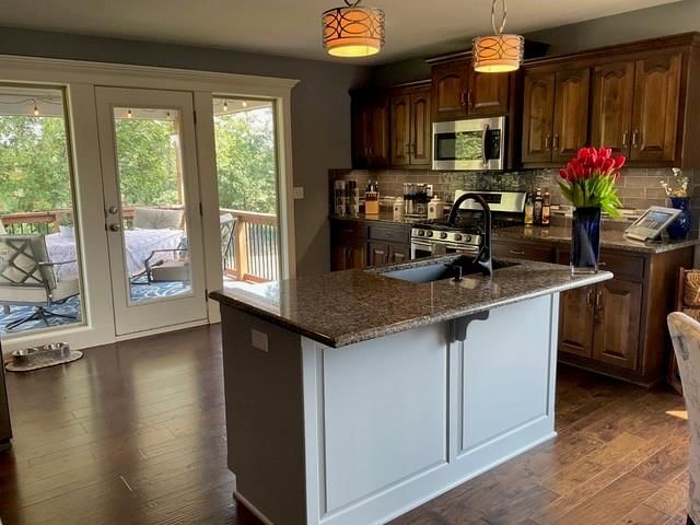 8915 N NORTON Avenue — photo 11
