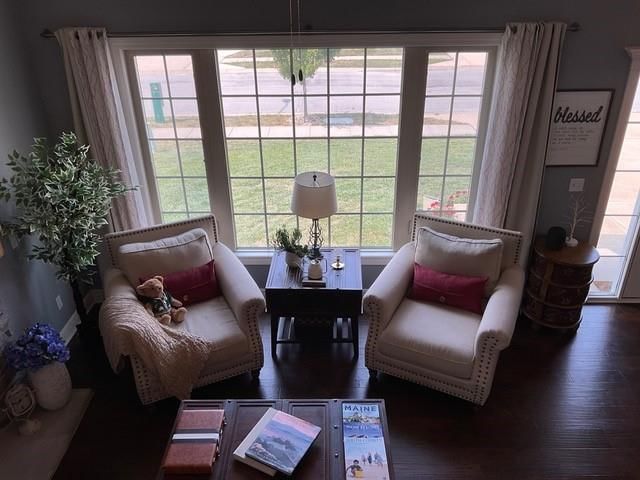 8915 N NORTON Avenue — photo 18
