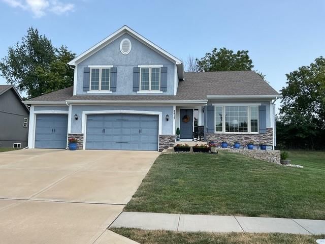 8915 N NORTON Avenue — photo 3