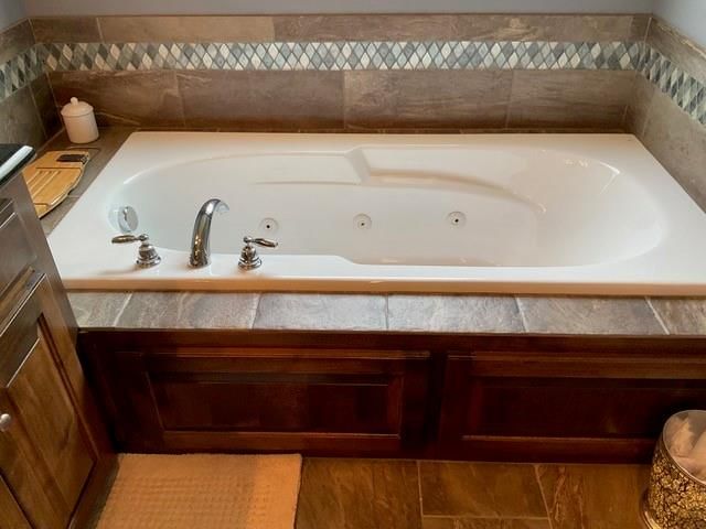 8915 N NORTON Avenue — photo 26