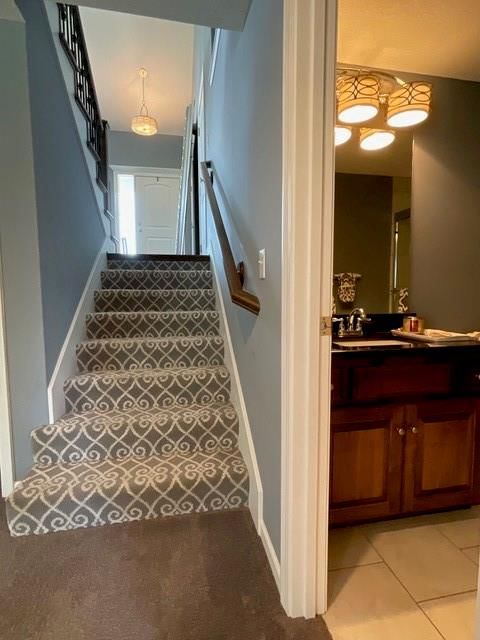 8915 N NORTON Avenue — photo 35