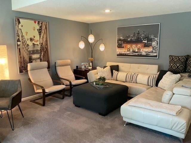 8915 N NORTON Avenue — photo 36