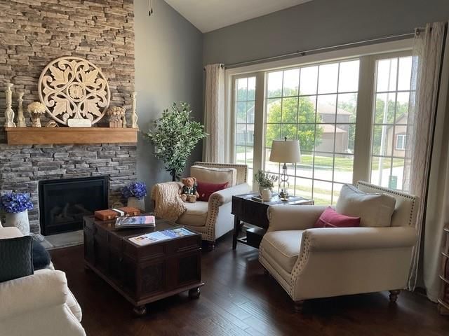 8915 N NORTON Avenue — photo 5