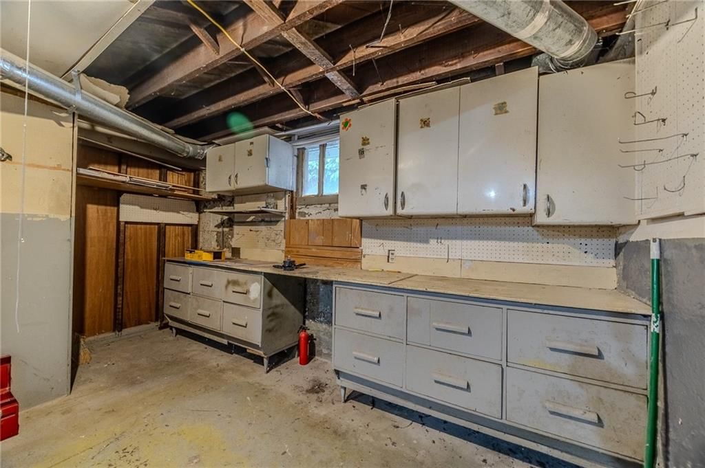1709 Bloom Street — photo 36