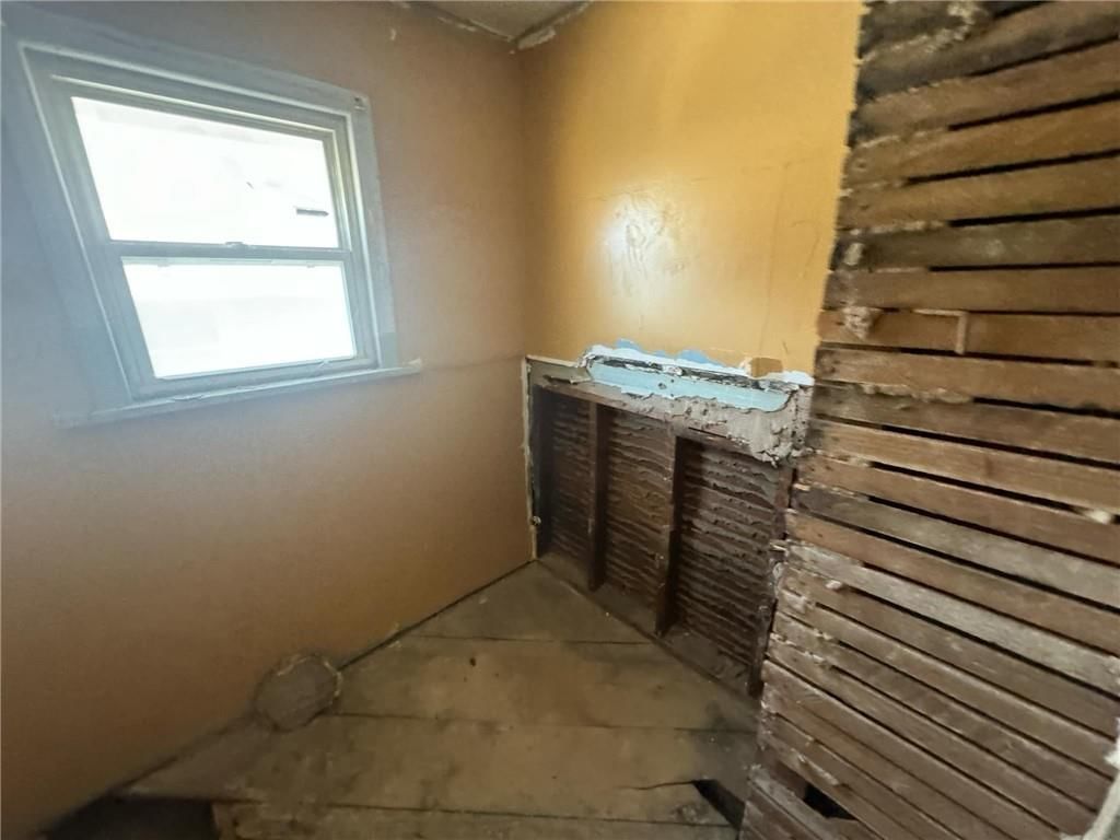 3019 E 51st Street — photo 15