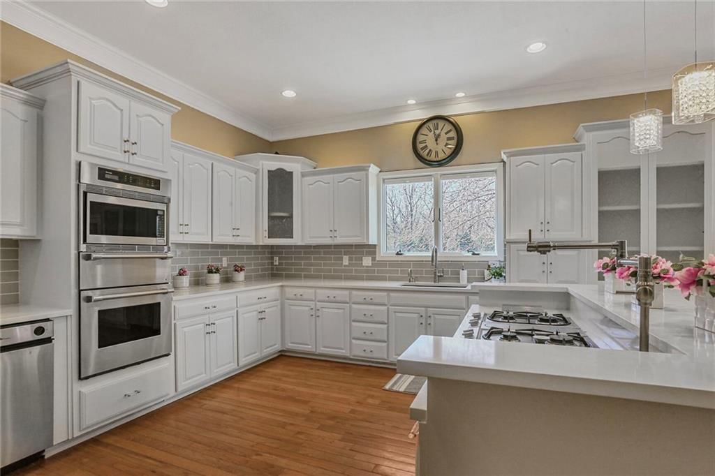 5132 Lewis Drive — photo 10