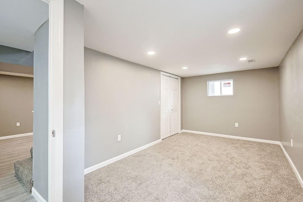 3214 Summit Avenue — photo 29