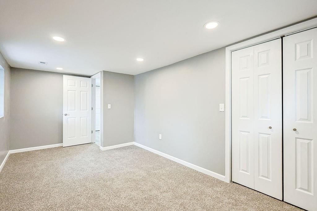 3214 Summit Avenue — photo 30