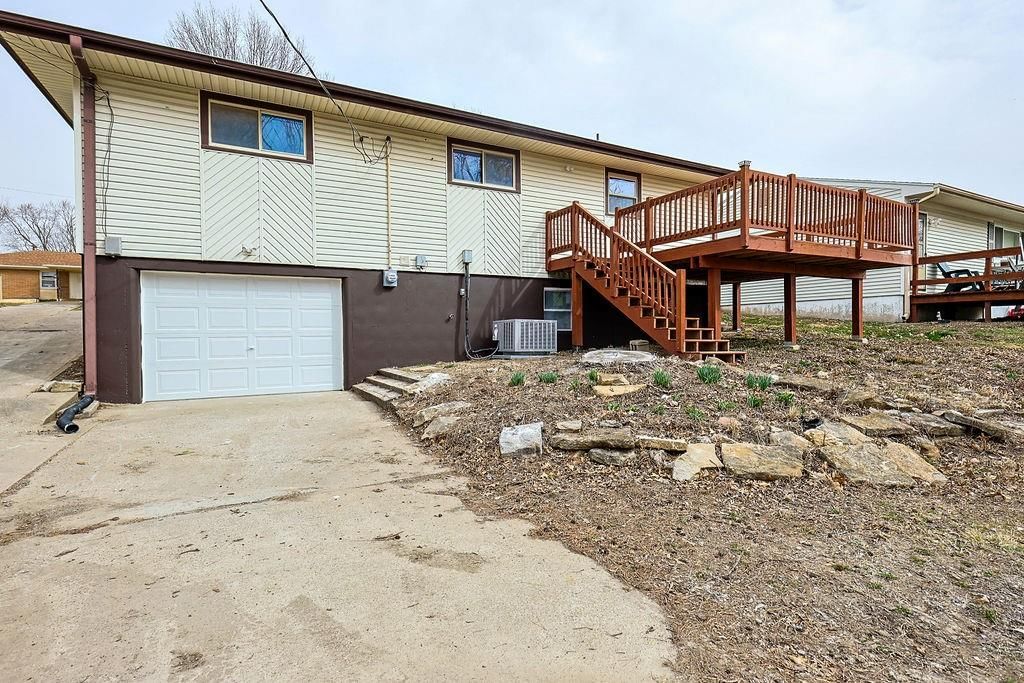 3214 Summit Avenue — photo 45