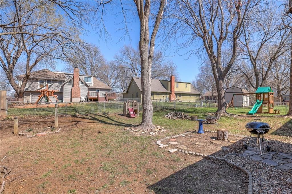 13704 W 69th Terrace — photo 39