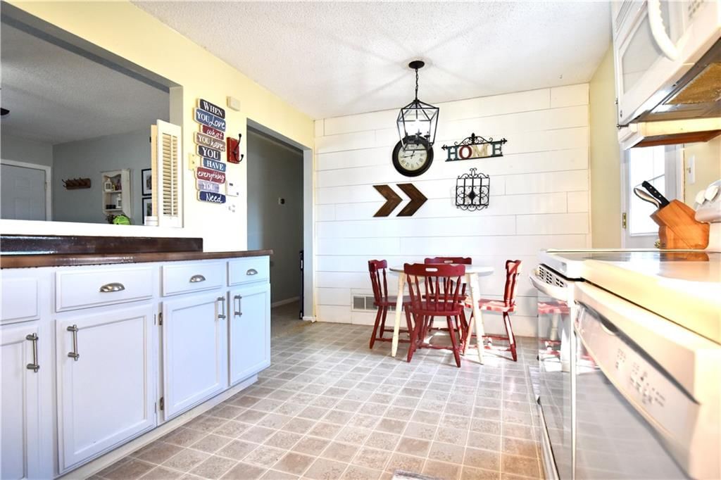 827 Pollard Street — photo 11