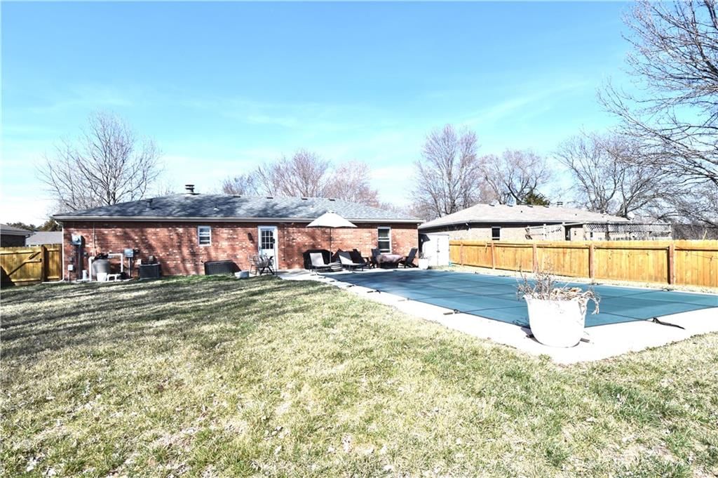 827 Pollard Street — photo 32
