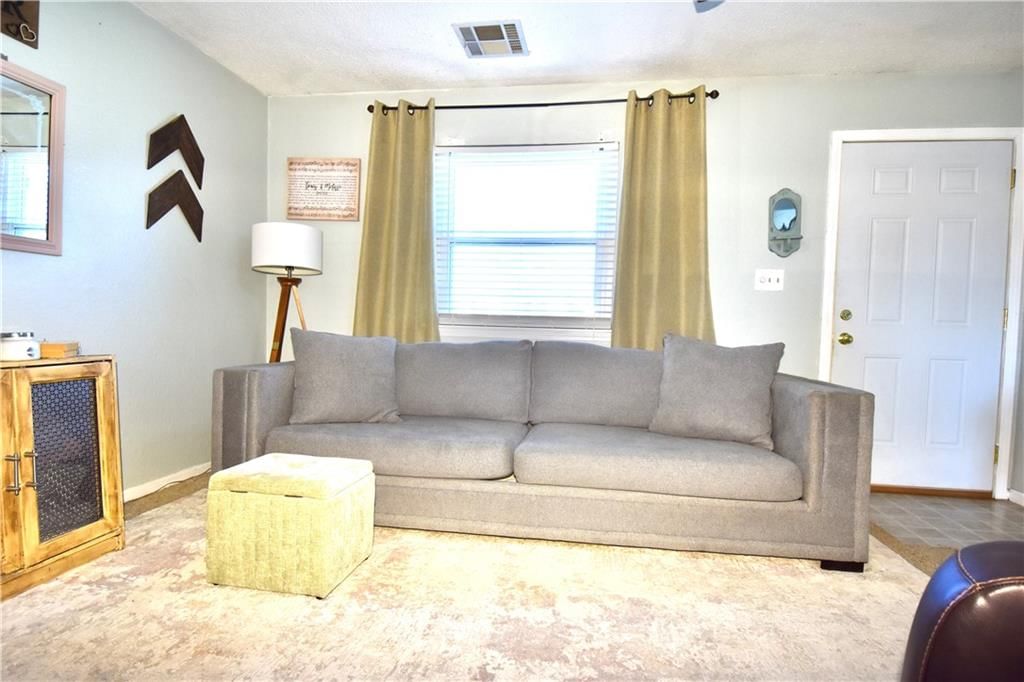 827 Pollard Street — photo 9