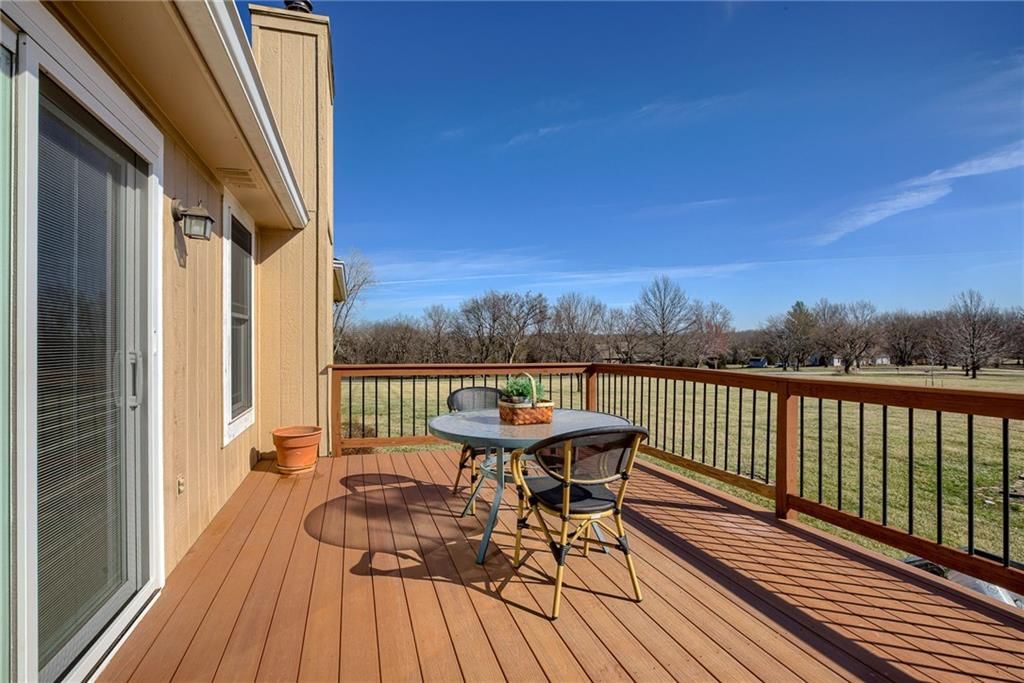 17513 Sunrise Circle — photo 14