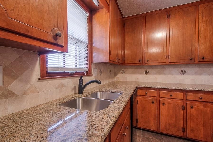 3609 Randall Drive — photo 9