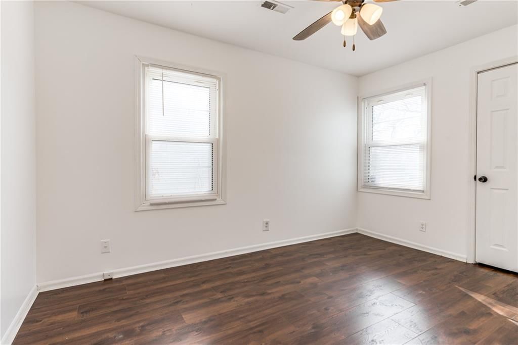 918 NE 44th Street — photo 16