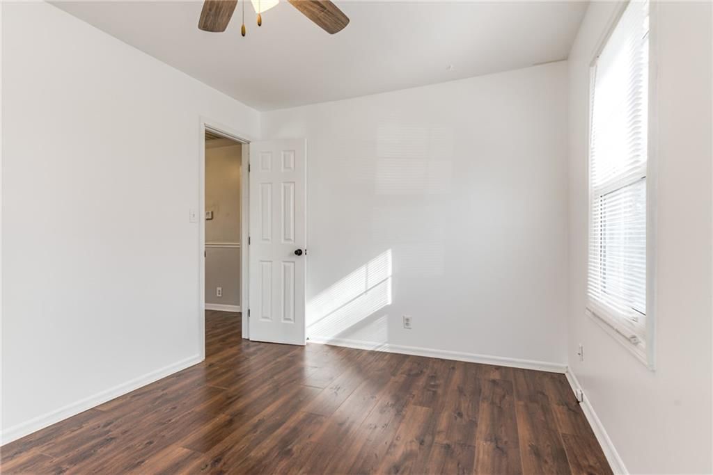 918 NE 44th Street — photo 17