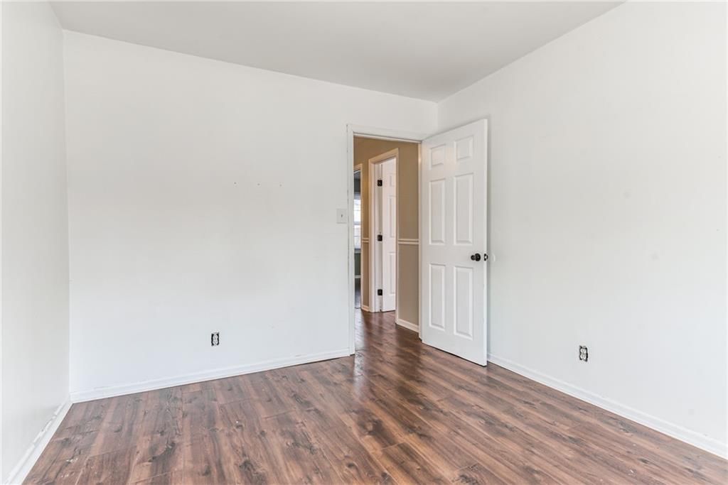 918 NE 44th Street — photo 23