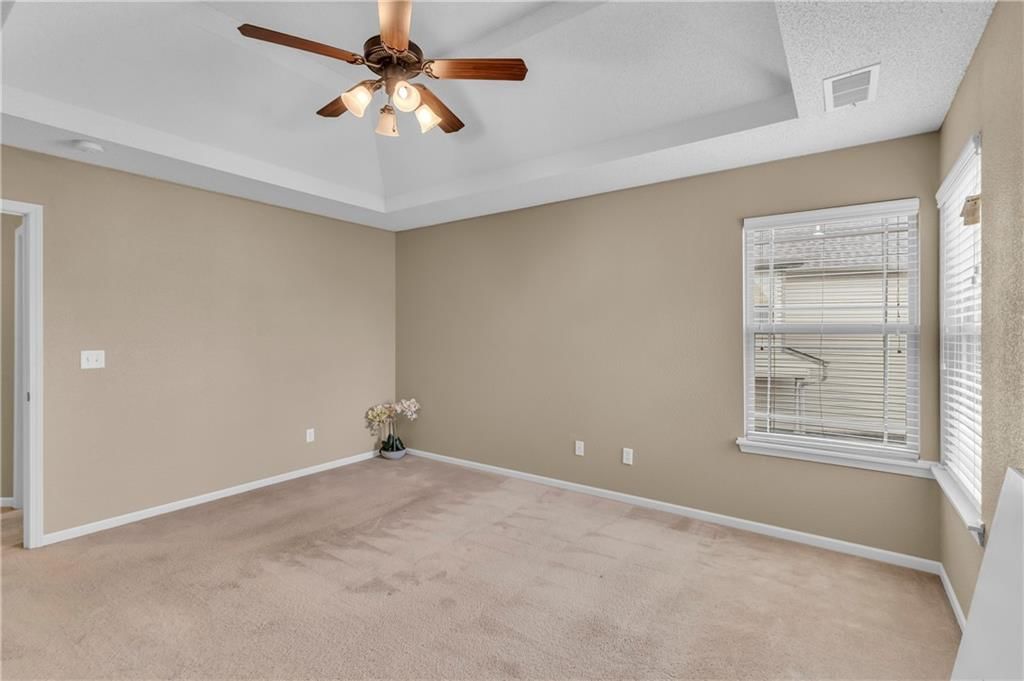 9560 N Main Street — photo 15