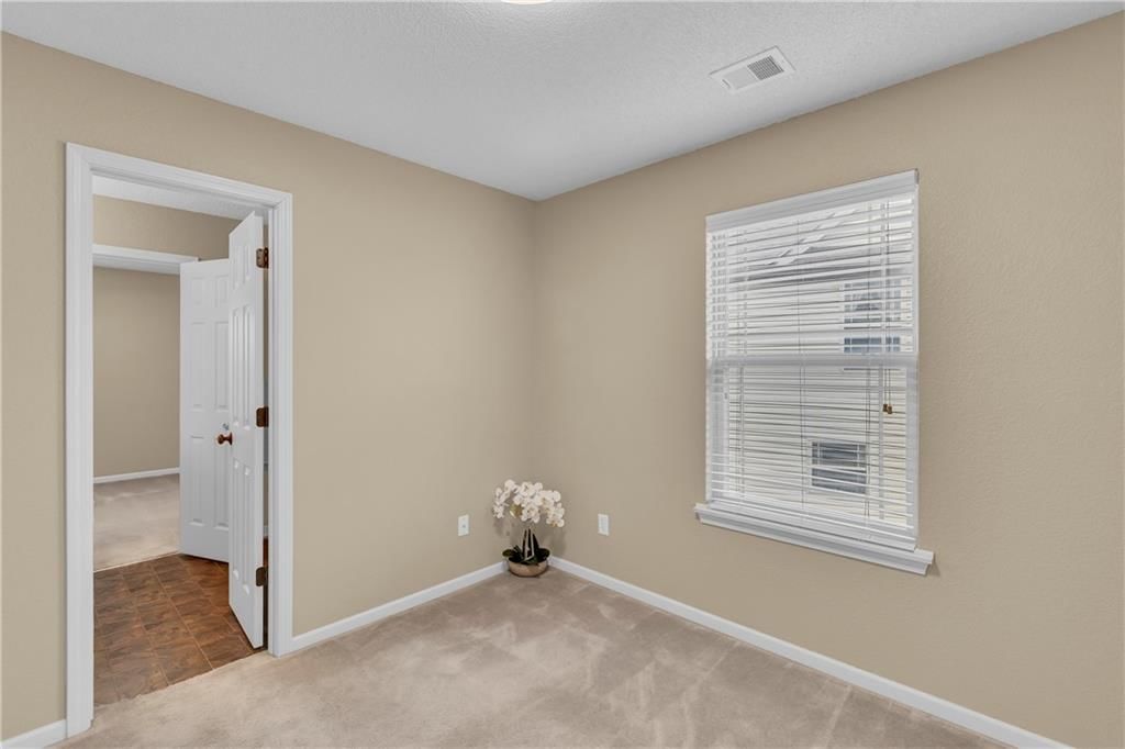9560 N Main Street — photo 19