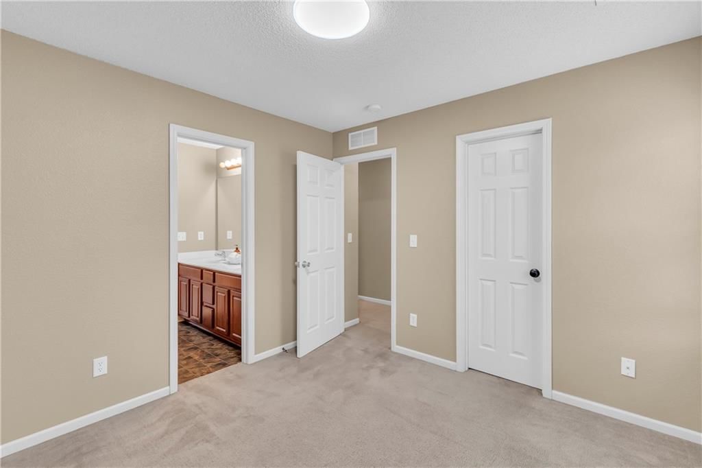 9560 N Main Street — photo 22