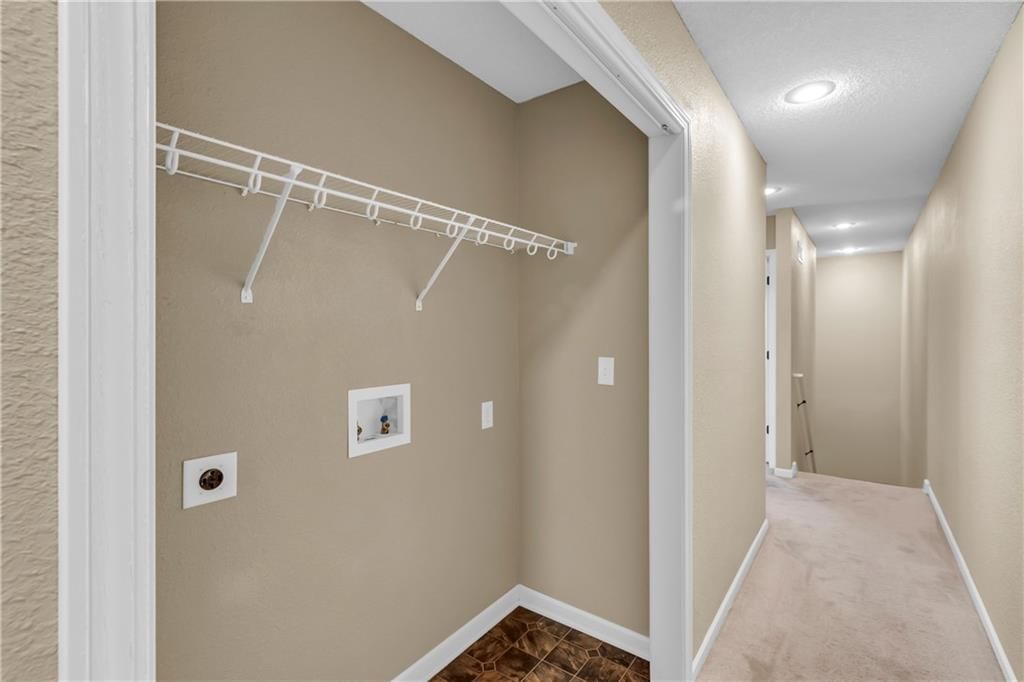 9560 N Main Street — photo 29