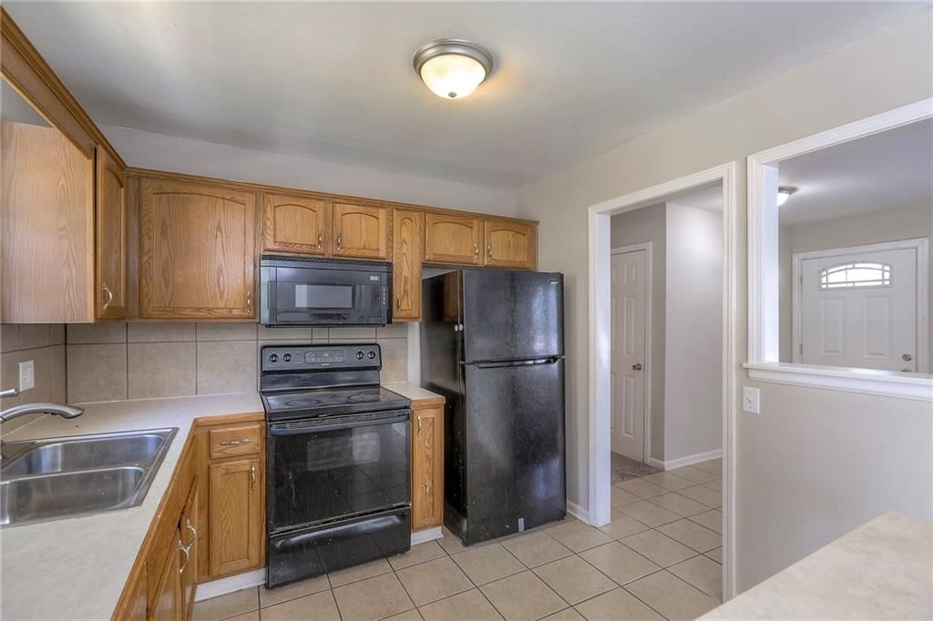 7504 E 119TH Terrace — photo 11