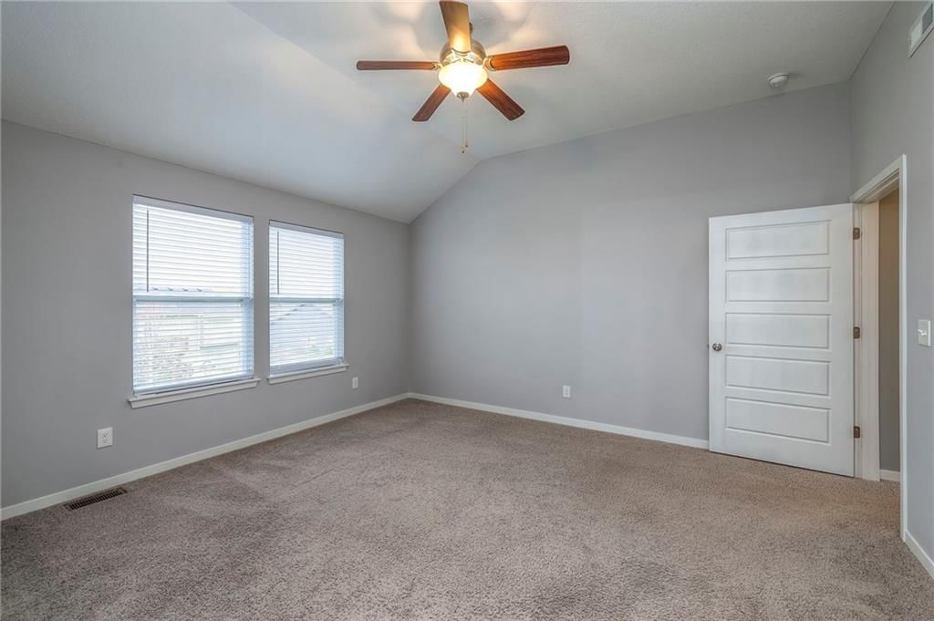 710 N Laurel Street — photo 20