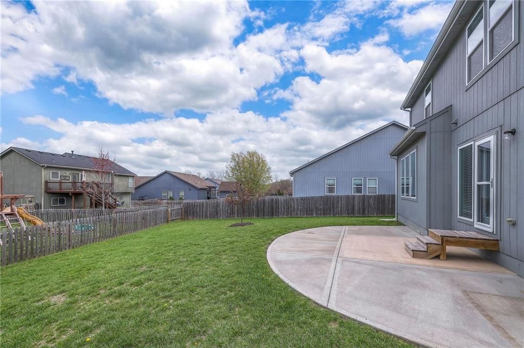710 N Laurel Street — photo 44