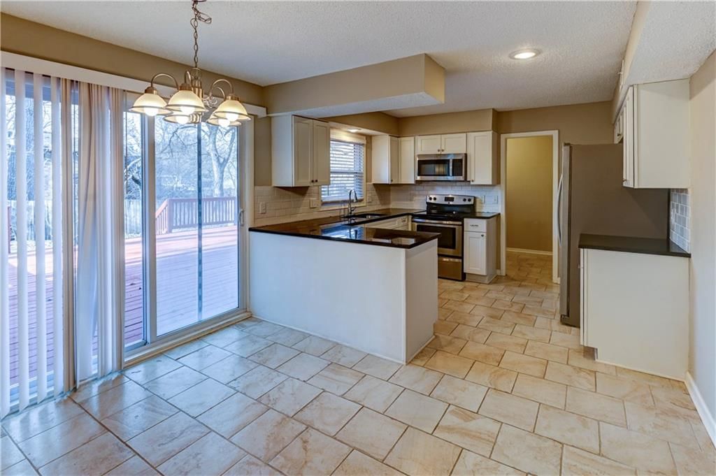 11288 Hemlock Street — photo 28