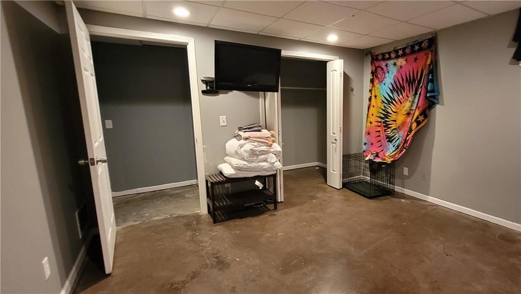 1317 S Elm Street — photo 16