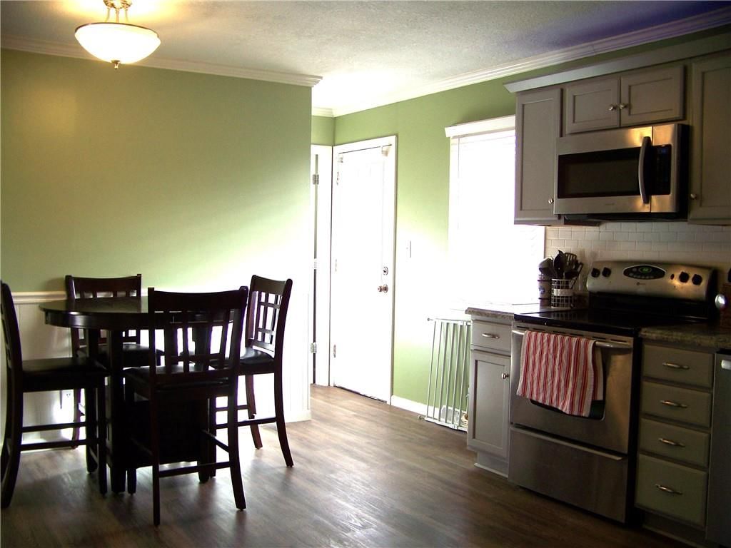 1317 S Elm Street — photo 7