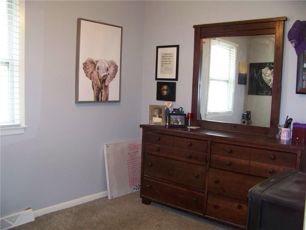1317 S Elm Street — photo 9