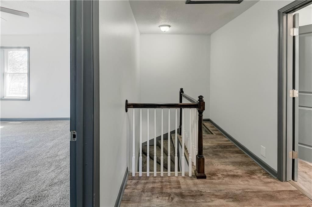 407 W 5th Street — photo 17