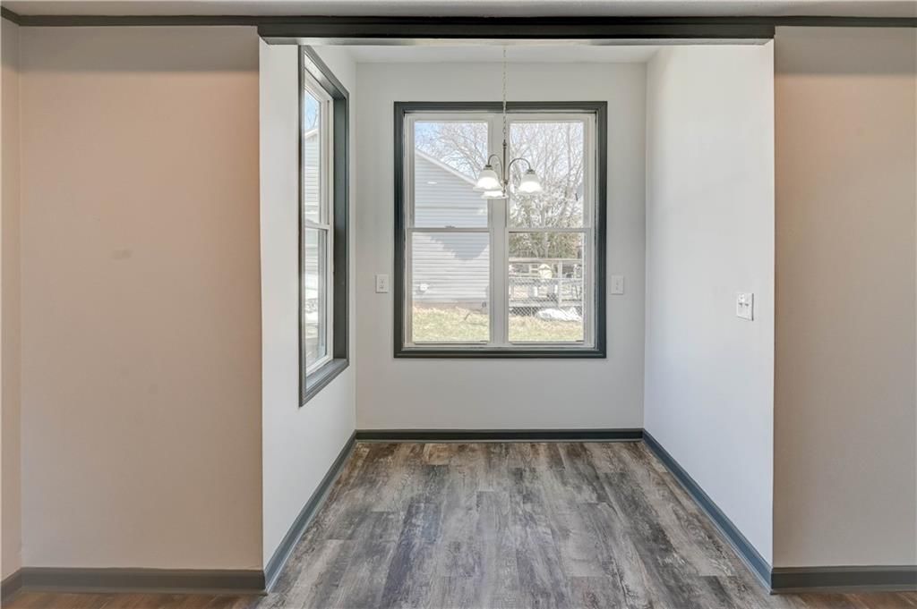 407 W 5th Street — photo 32